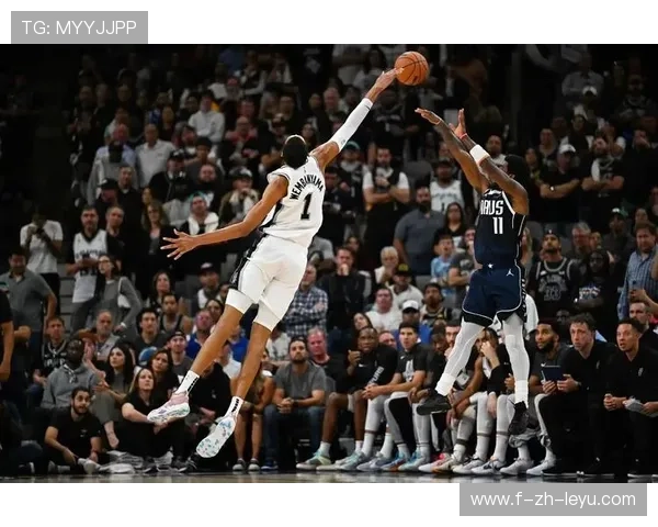 勇士布朗尼赛前表现被广泛关注:未来新星的崭露头角 勇士布朗尼赛前表现被广泛关注:未来新星的崭露头角