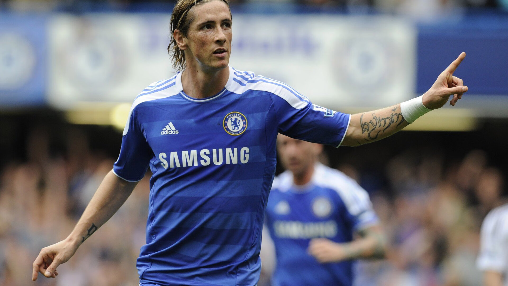 乐鱼体育App下载-英超争冠季：悬念持续升温，精彩无限！，英超冠军悬念